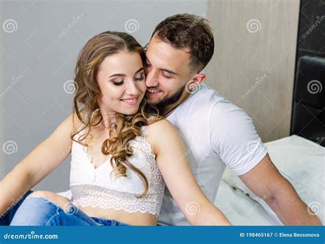 sexy kompoz|Passionate couple kissing, boy and girl. Having sex. Stock Video.
